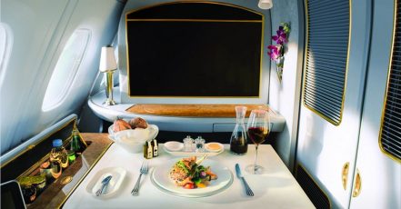 Stimmungsbild von Emirates - Genussmoment an Bord (Bildrechte: Emirates)