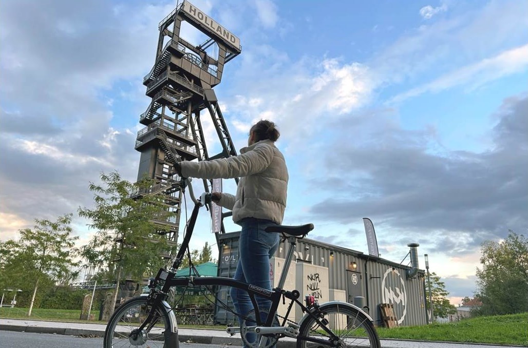 Krasse Trasse in Bochum – Die Trassenradel-Tour mit Sascha Scherhag führt die Radtour-Teilnehmenden u.a. zur Zeche Holland (Bildrechte: Bochum Marketing)