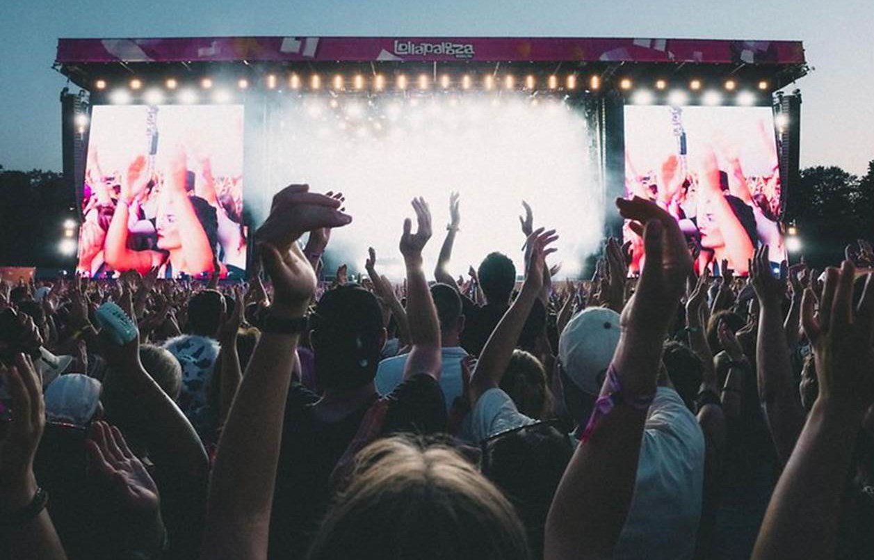 Deutsche Telekom, Motiv vom Lollapalooza Festival 2024, bei dem die Telekom ebenfalls als Mobilfunkanbieter vertreten war (Copyright: Deutsche Telekom)
