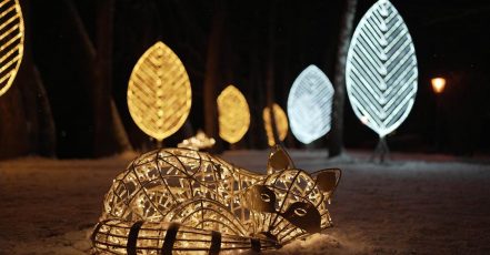 Die Lichtfiguren by Lumagica sind beim Sternenadvent in Zell am See-Kaprun rund um den See platziert (Copyrights: MediaProductionBK)