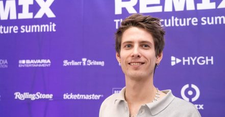 Tip van den Bos, Head of Creative Production bei MassiveMusic, kreierte mit seinem Team das Sound Branding für die Premiere des REMIX The Pop Culture Summit in Berlin. (Bild: REMIX by Kruger Media)
