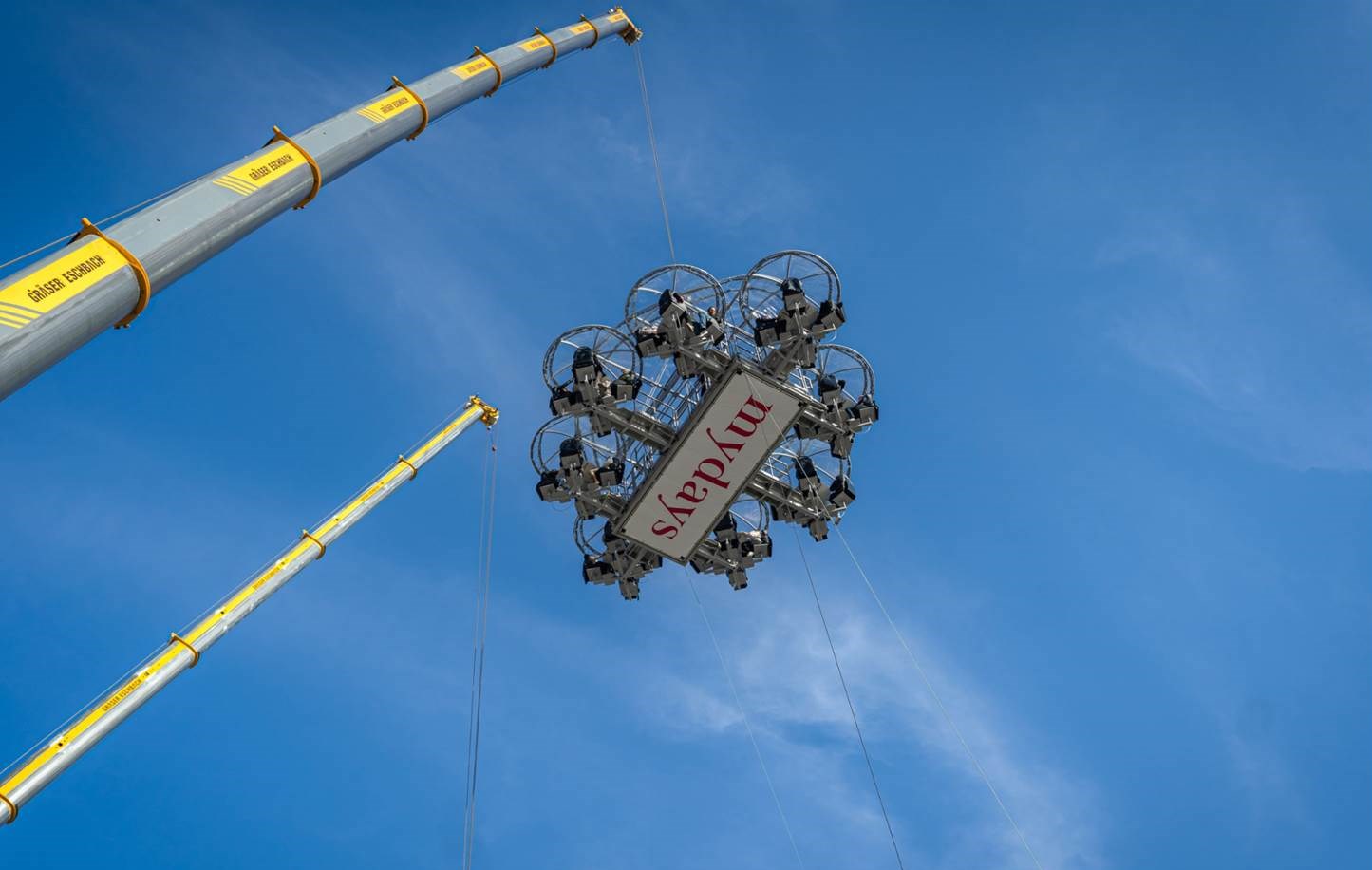 Weltrekord für das höchste freischwebende Dinner, mydays x Dinner in the Sky (Foto / Copyright: mydays)