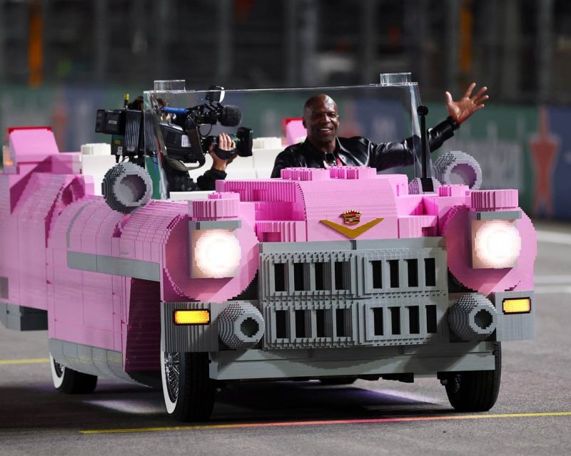 Terry Crews steuerte das LEGO F1 Cadillac Cooldown Car beim Formel 1 Grand Prix 2025 in Las Vegas (Bildquelle: LEGO Group)