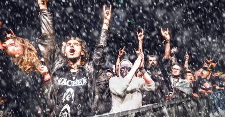 Die erste W:O:A Wacken Holy Night macht sich bereit (Event-Visual, Quelle / Copyright: Deutsche Telekom)