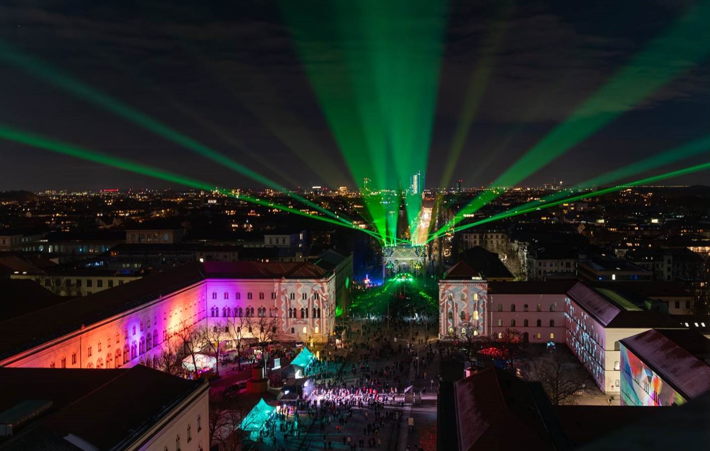 Erste Silvestermeile München am 31.12.2025 – Rund 10.000 Gäste feierten bei der Premiere des neuen Eventformates fröhlich und friedlich ins neue Jahr 2026 (Bildrechte / Fotograf: GRAL / Sara Kurig)