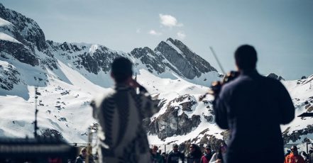 Vom 4. bis 19. April 2026 geht das Tanzcafé Arlberg Music Festival in seine nächste Ausgabe. (Foto/Copyright: Simon Rainer)