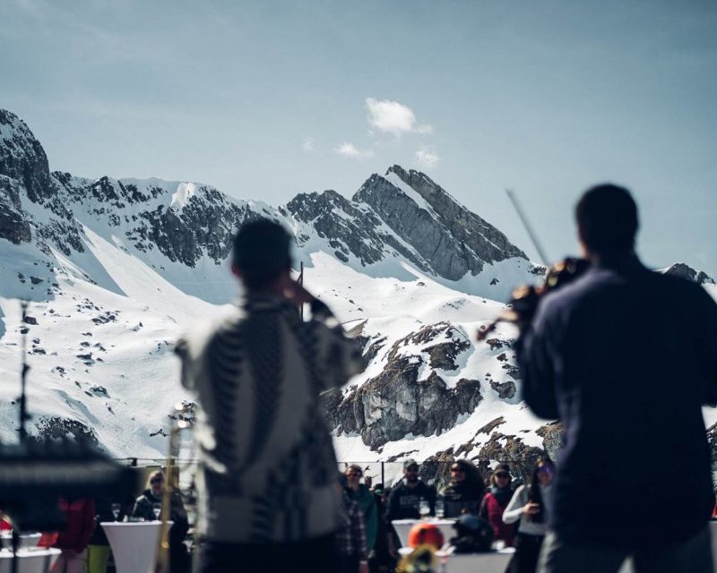 Vom 4. bis 19. April 2026 geht das Tanzcafé Arlberg Music Festival in seine nächste Ausgabe. (Foto/Copyright: Simon Rainer)