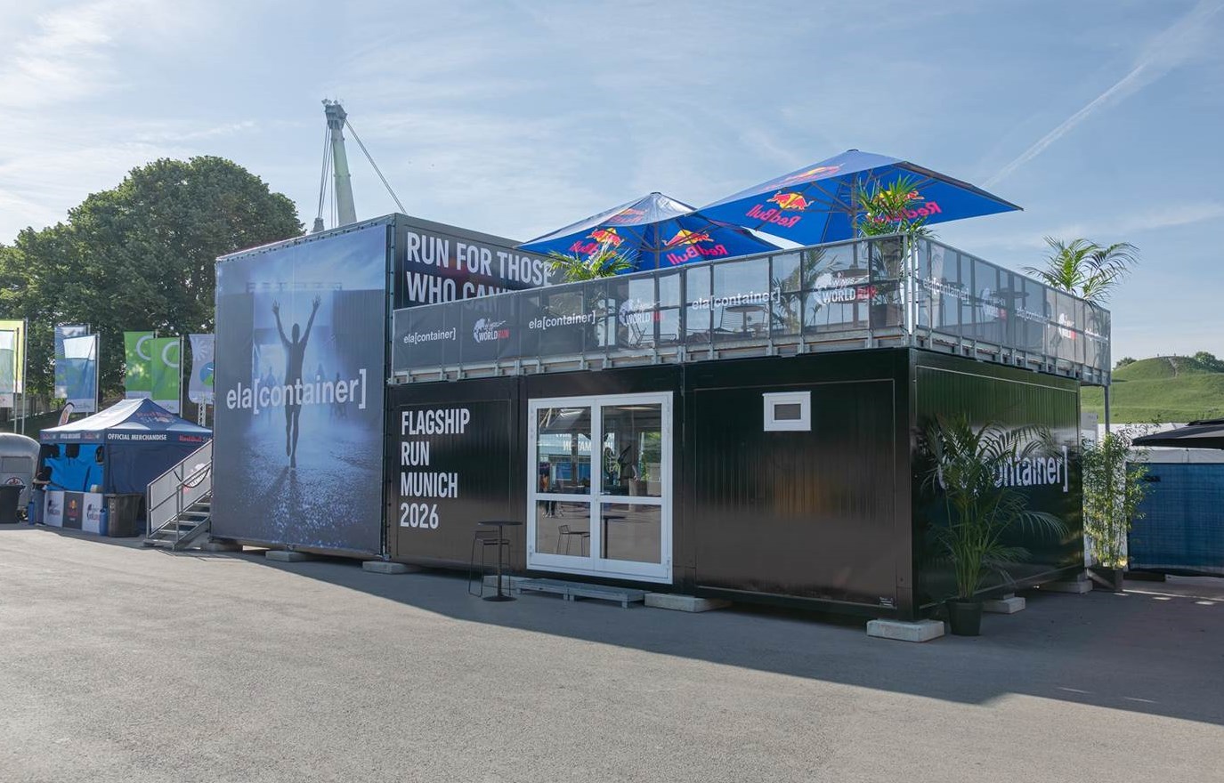 Wings for Life World Run 2026 – Die ELA Containeranlage war zentraler Treffpunkt für Athleten und Creator mitten im Münchner Olympiapark (Foto / Copyright: Hendrik Thul)