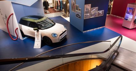 MINI x Paul Smith Pop-up Store im KaDeWe Berlin (Bildquelle: BMW Group / MINI)