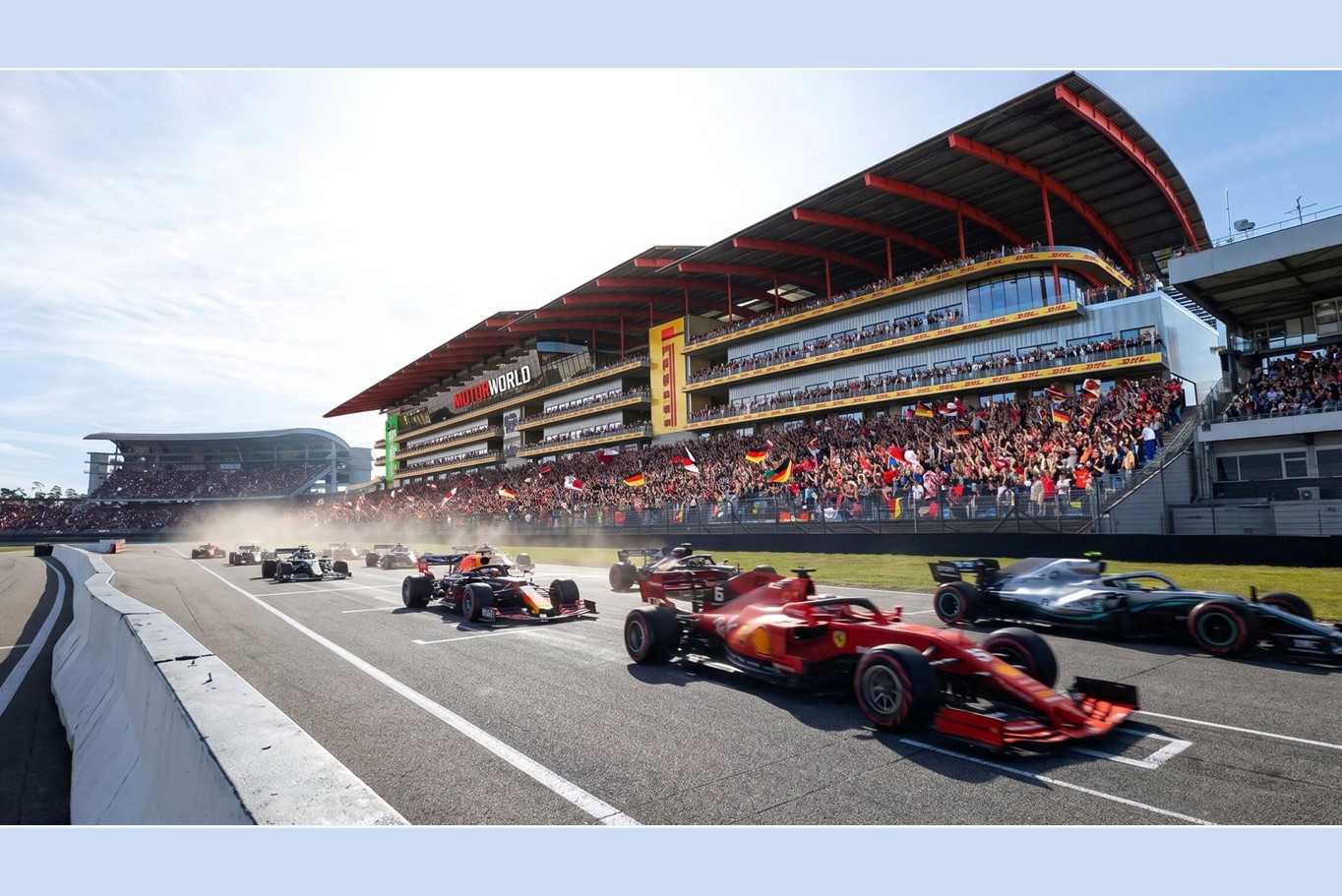 Neue Motorworld Hockenheimring wird Rennstrecke, Erlebniswelt, Event, Handel und Gastlichkeit zu einer ganzjährigen Destination vereinen (Foto: Kehrbaum Architekten / Motorworld)